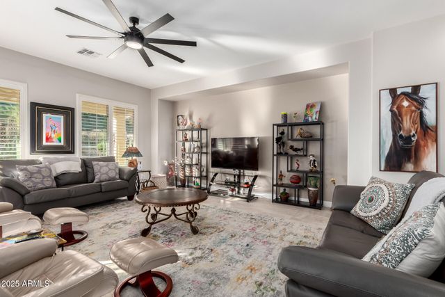 31492 N SONZA Way, San Tan Valley, AZ 85143