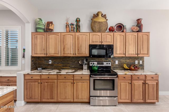 31492 N SONZA Way, San Tan Valley, AZ 85143