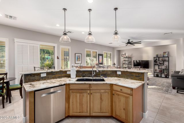 31492 N SONZA Way, San Tan Valley, AZ 85143