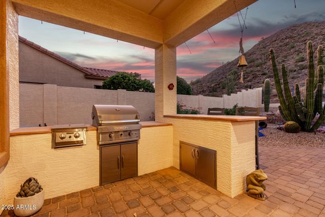 31492 N SONZA Way, San Tan Valley, AZ 85143