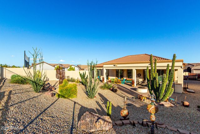 31492 N SONZA Way, San Tan Valley, AZ 85143