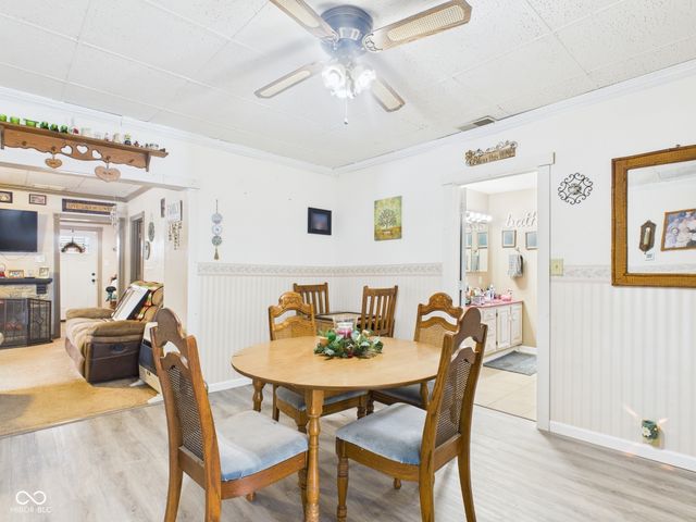 1090 W Van Buren Street, Alexandria, IN 46001