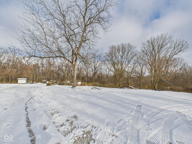 1090 W Van Buren Street, Alexandria, IN 46001