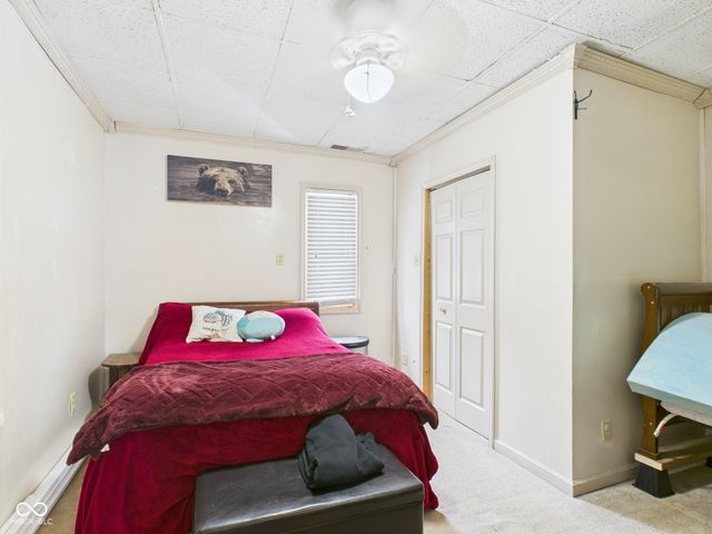 1090 W Van Buren Street, Alexandria, IN 46001