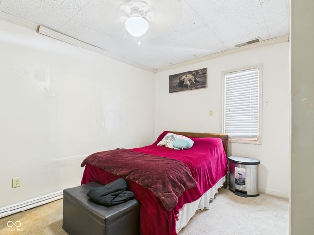 1090 W Van Buren Street, Alexandria, IN 46001