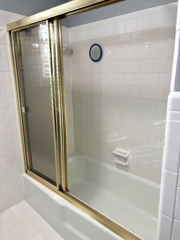 1011 Oleander Dr, Gallatin, TN 37066