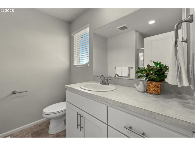 31523 Nw NORTH Ave, North Plains, OR 97133