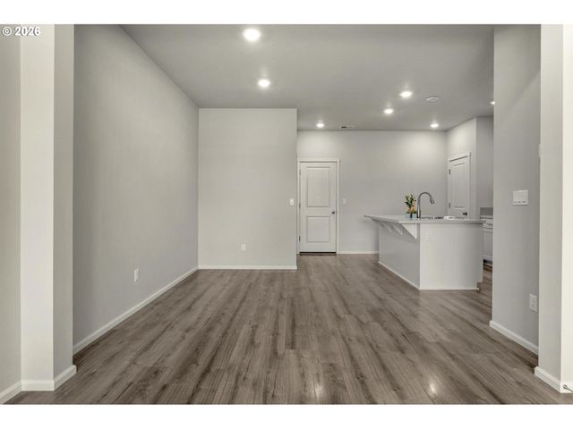 31523 Nw NORTH Ave, North Plains, OR 97133