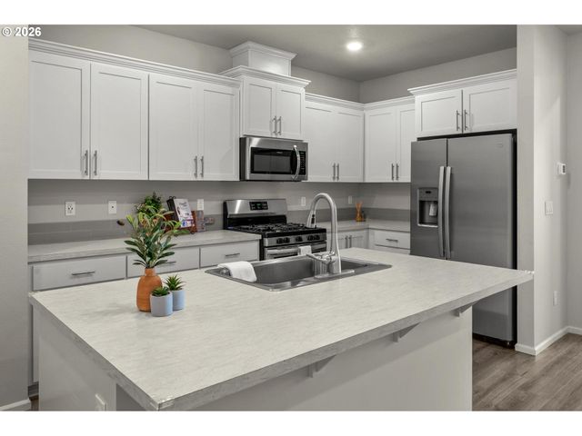 31523 Nw NORTH Ave, North Plains, OR 97133