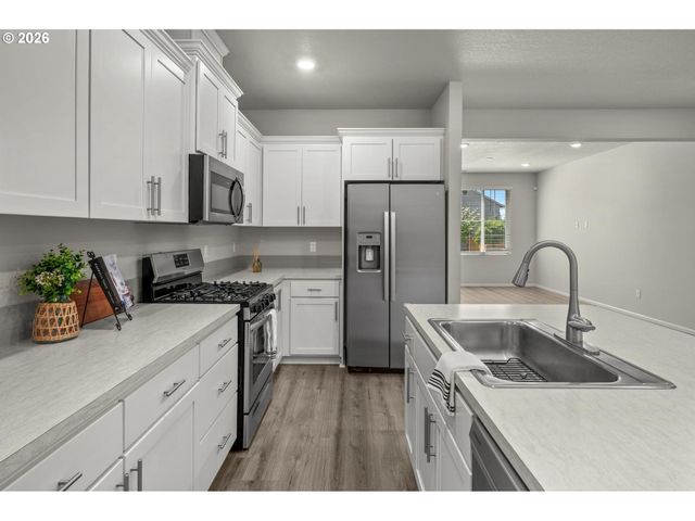 31523 Nw NORTH Ave, North Plains, OR 97133