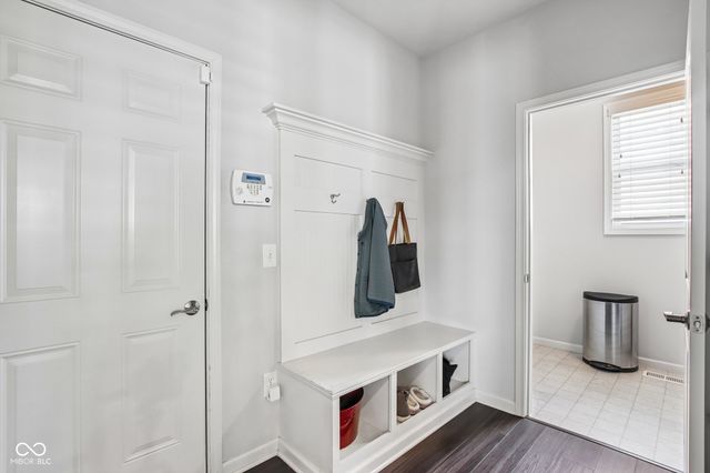 3769 Conifer Drive, Zionsville, IN 46077