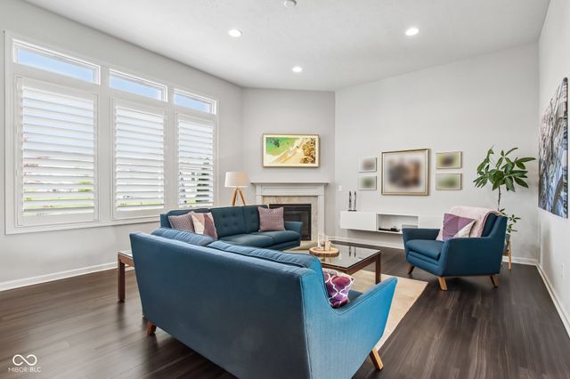 3769 Conifer Drive, Zionsville, IN 46077