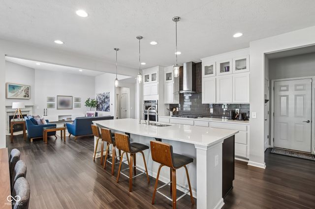 3769 Conifer Drive, Zionsville, IN 46077