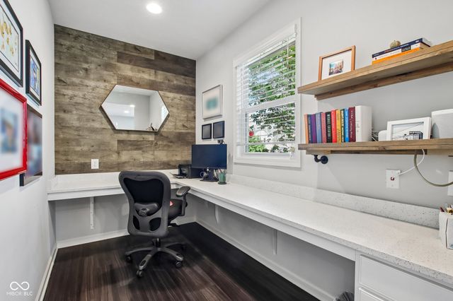 3769 Conifer Drive, Zionsville, IN 46077