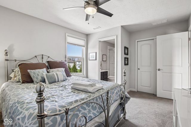 3769 Conifer Drive, Zionsville, IN 46077