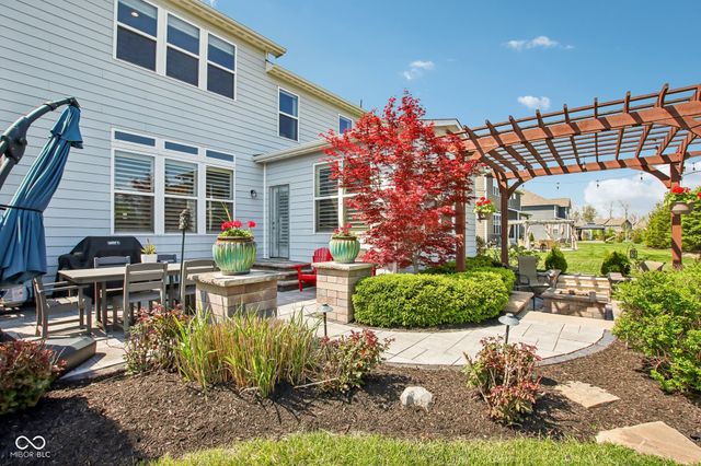 3769 Conifer Drive, Zionsville, IN 46077
