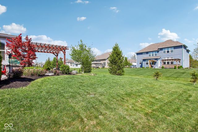 3769 Conifer Drive, Zionsville, IN 46077