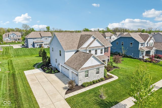 3769 Conifer Drive, Zionsville, IN 46077