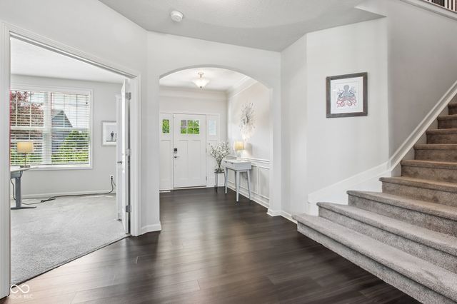 3769 Conifer Drive, Zionsville, IN 46077