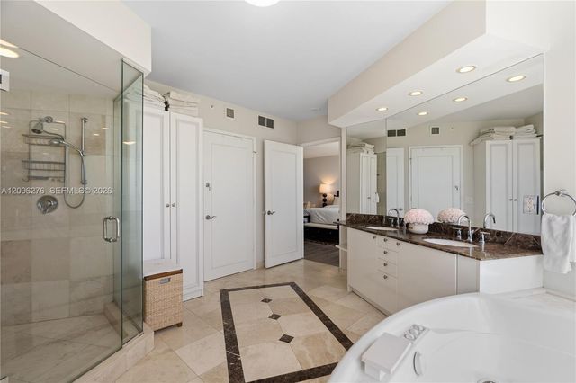 17555 Collins Avenue 308, Sunny Isles Beach, FL 33160
