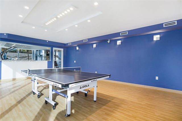 17555 Collins Avenue 308, Sunny Isles Beach, FL 33160