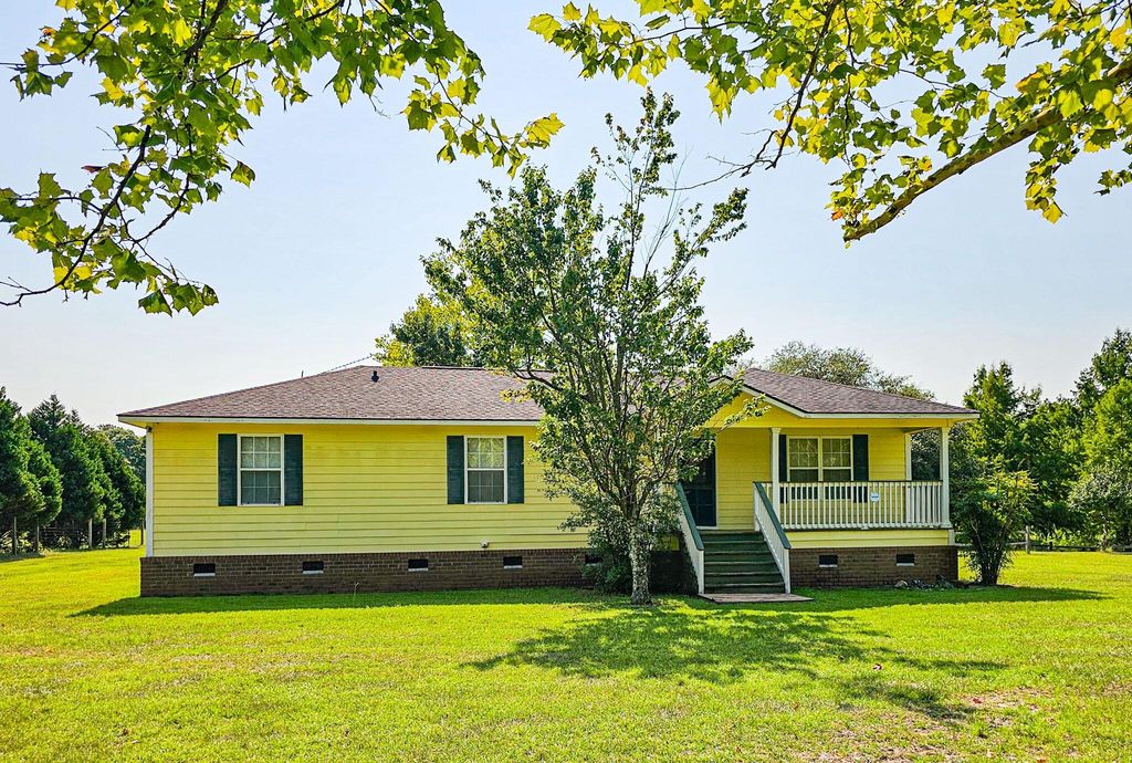 164 Haymakers Lane, Walterboro, SC 29488
