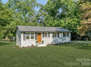 408 S Jackson Avenue, Waxhaw, NC 28173