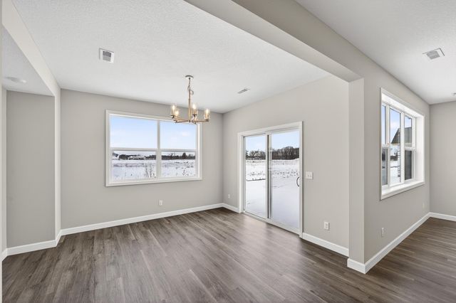 1419 Victory Lane NE, Isanti, MN 55040