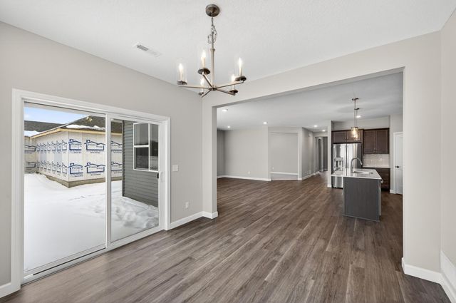 1419 Victory Lane NE, Isanti, MN 55040