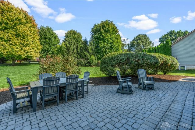 3298 Seton Hill Drive, Bellbrook, OH 45305