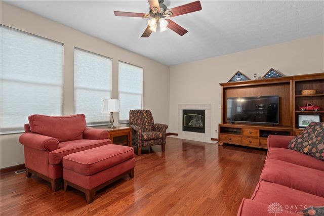 3298 Seton Hill Drive, Bellbrook, OH 45305
