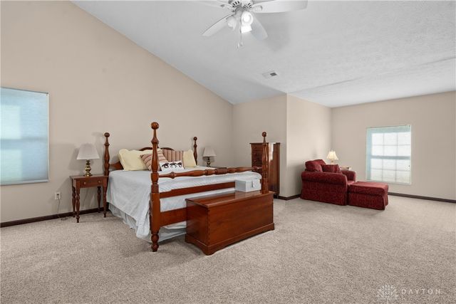 3298 Seton Hill Drive, Bellbrook, OH 45305