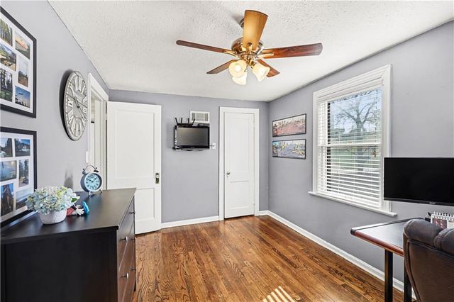 6701 Rockhill Road, Kansas City, MO 64131