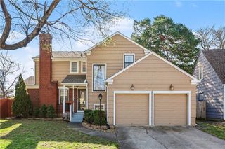 6701 Rockhill Road, Kansas City, MO 64131