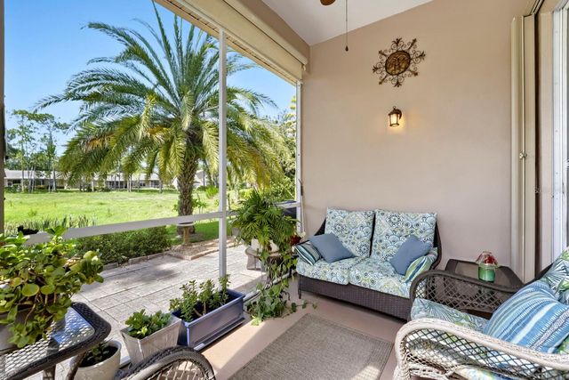 11330 TEE TIME CIRCLE, New Port Richey, FL 34654