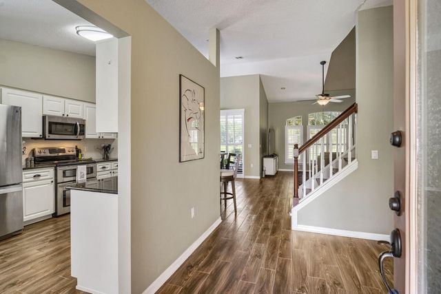 11330 TEE TIME CIRCLE, New Port Richey, FL 34654