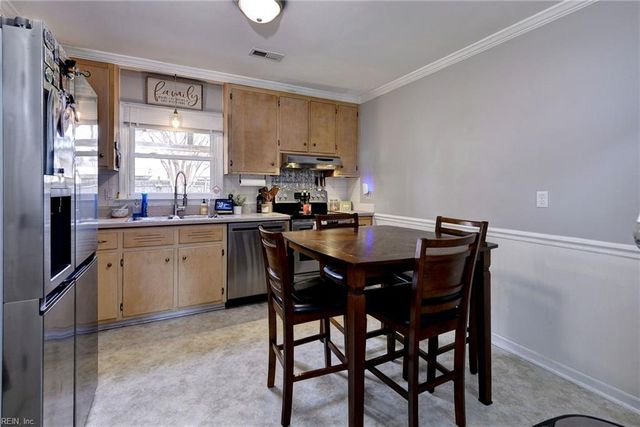 109 Virginia DR, Newport News, VA 23602