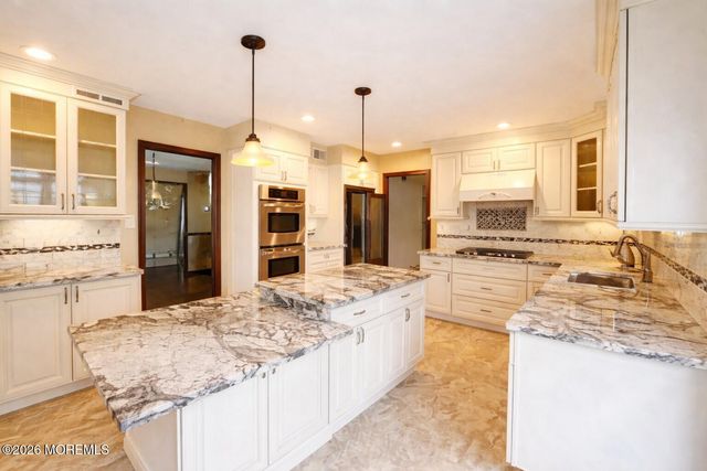 255 Double Creek Parkway, Freehold, NJ 07728