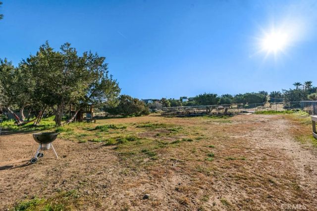 7365 Chase, Hesperia, CA 92345