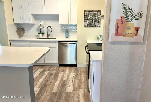3443 INWOOD Circle W, Jacksonville, FL 32207