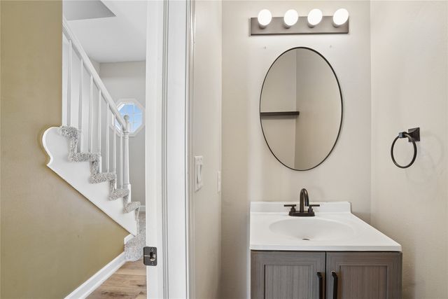 305 NE 16th Street, Ankeny, IA 50021