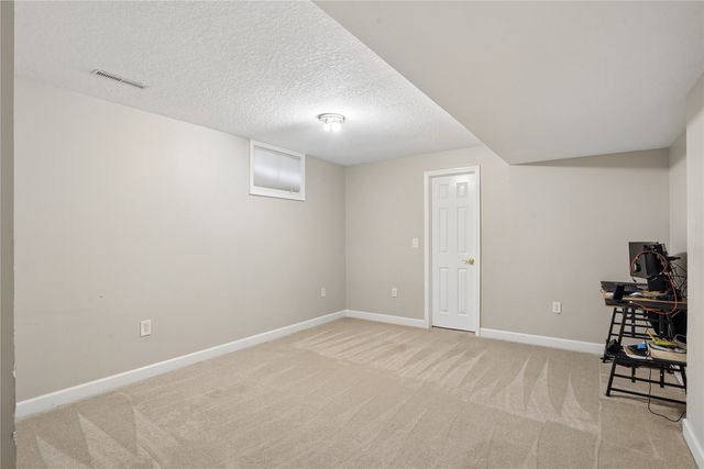 305 NE 16th Street, Ankeny, IA 50021
