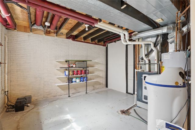 305 NE 16th Street, Ankeny, IA 50021