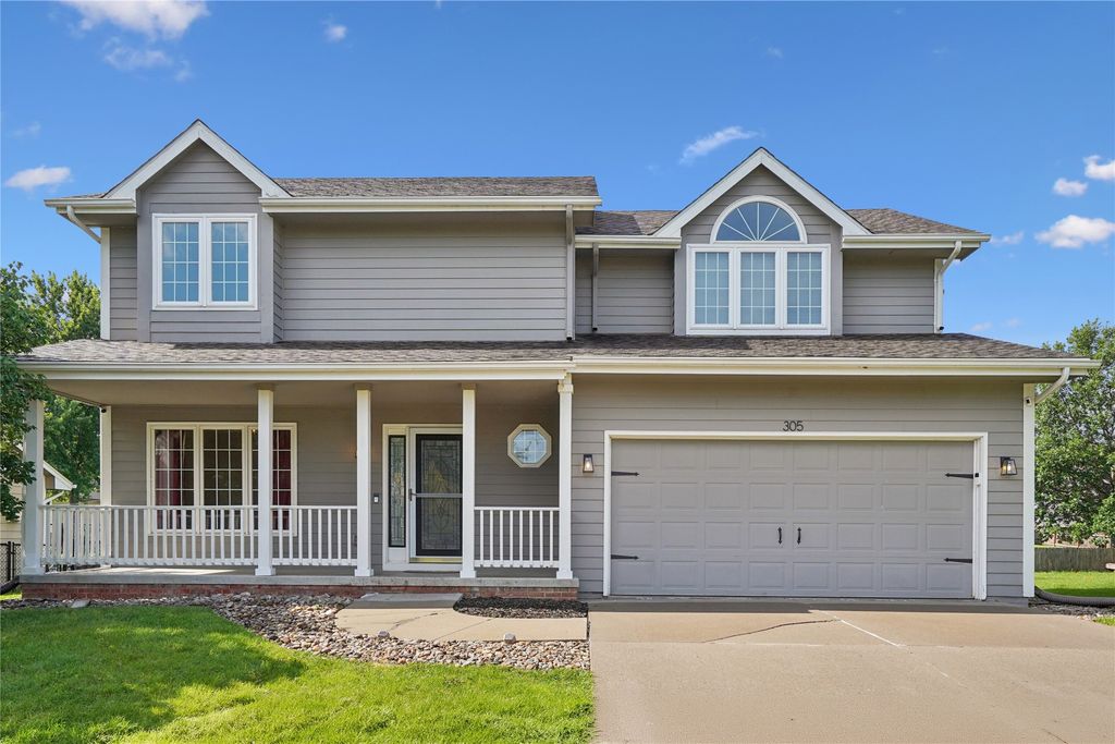 305 NE 16th Street, Ankeny, IA 50021