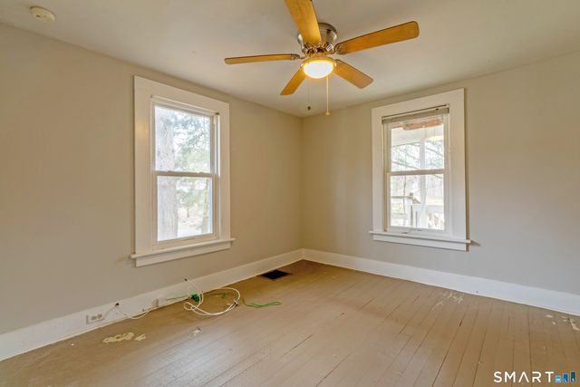 26 Stoddard Street, Seymour, CT 06483