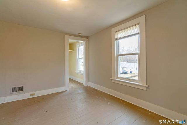 26 Stoddard Street, Seymour, CT 06483