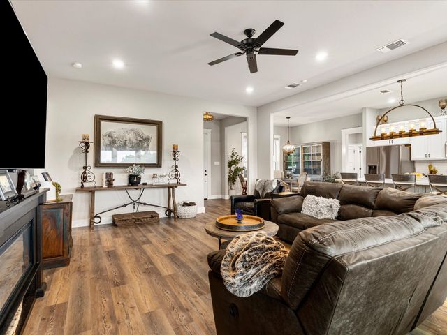 550 County Road 4109, Greenville, TX 75401