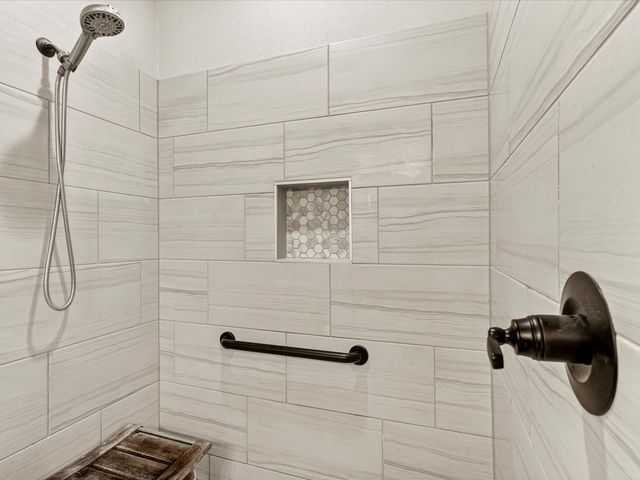 550 County Road 4109, Greenville, TX 75401