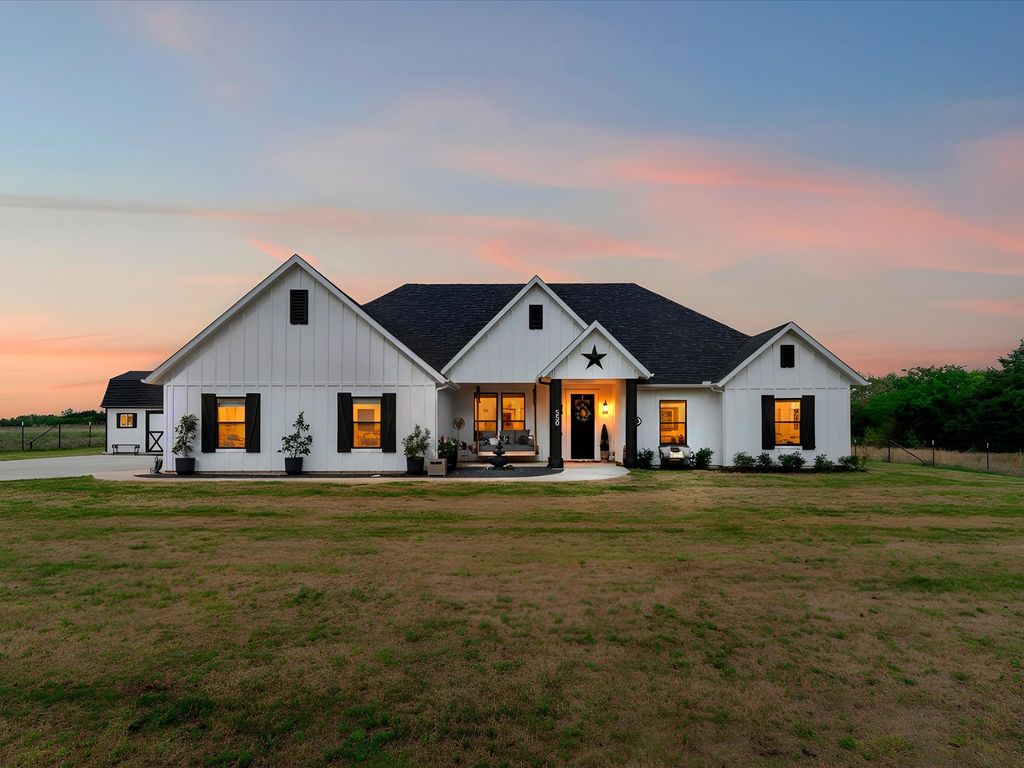 550 County Road 4109, Greenville, TX 75401