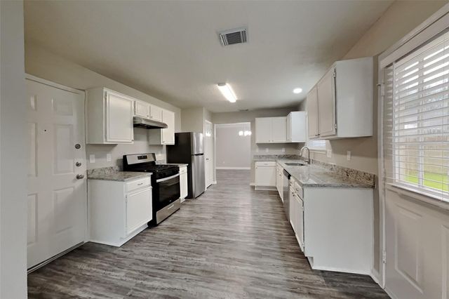 18807 Sandia Pines Drive, Humble, TX 77346